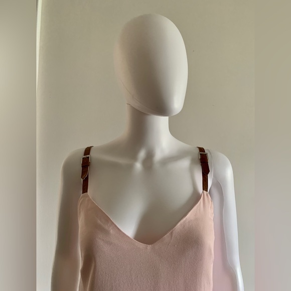 NWOT Marciano Alexcia Tank in Mauve Chalk - Picture 2 of 6
